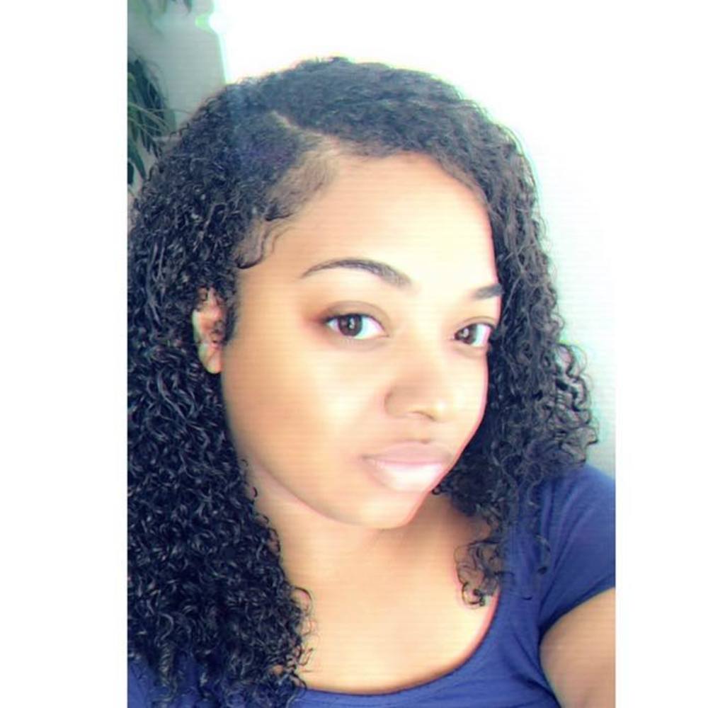 Meet your Posher, Jakayla